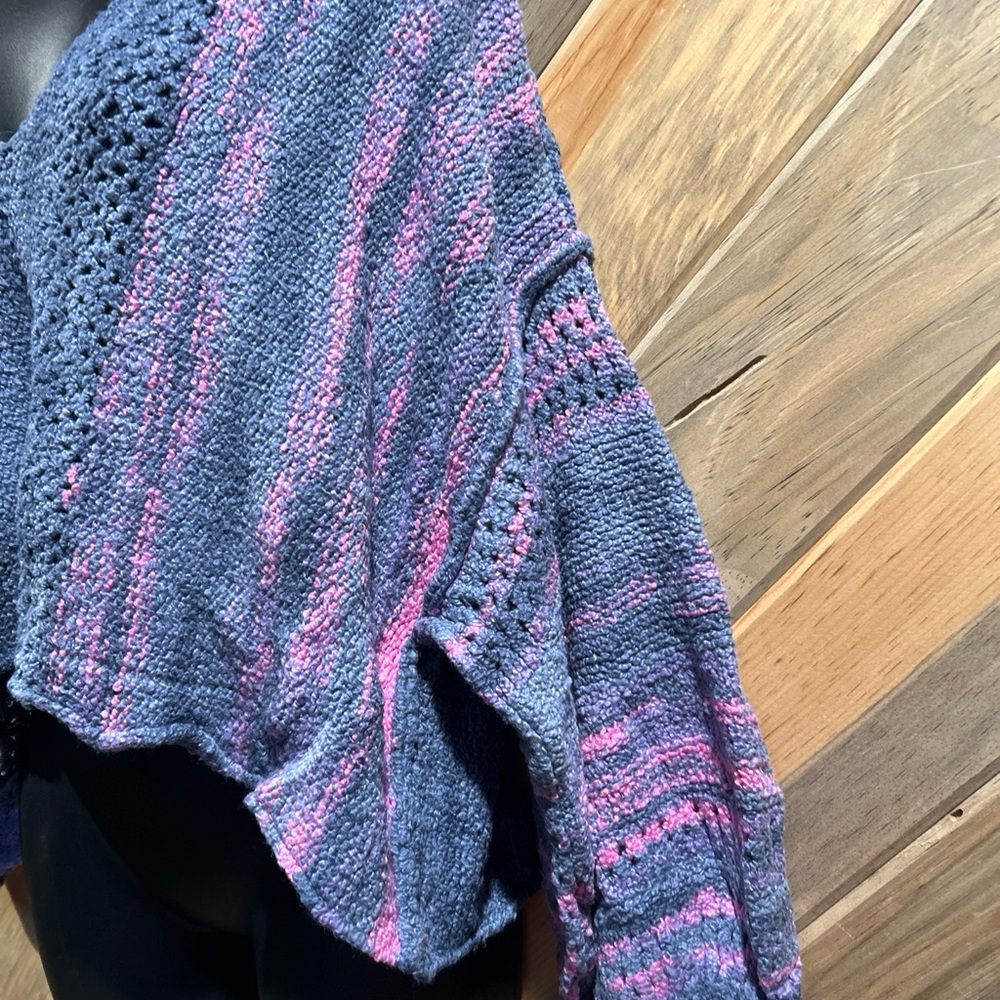 Free People Cropped  Slouchy Soft V-Neck Balloon Sleeve Multi Knit Sweater - S - Picture 3 of 11